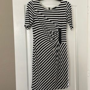 Navy and off white stripe Tahari dress in size 4P